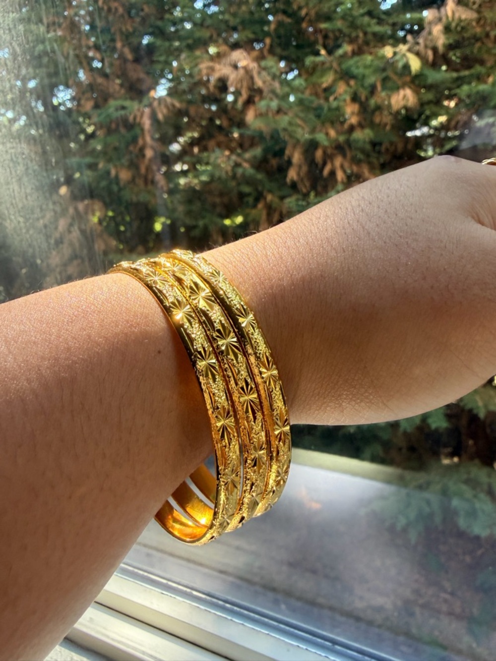 ✨ 24K Gold Stackable Bangles | Trendy Wrist Set | Luxury Minimal Jewelry 💛 - Picture 4 of 7